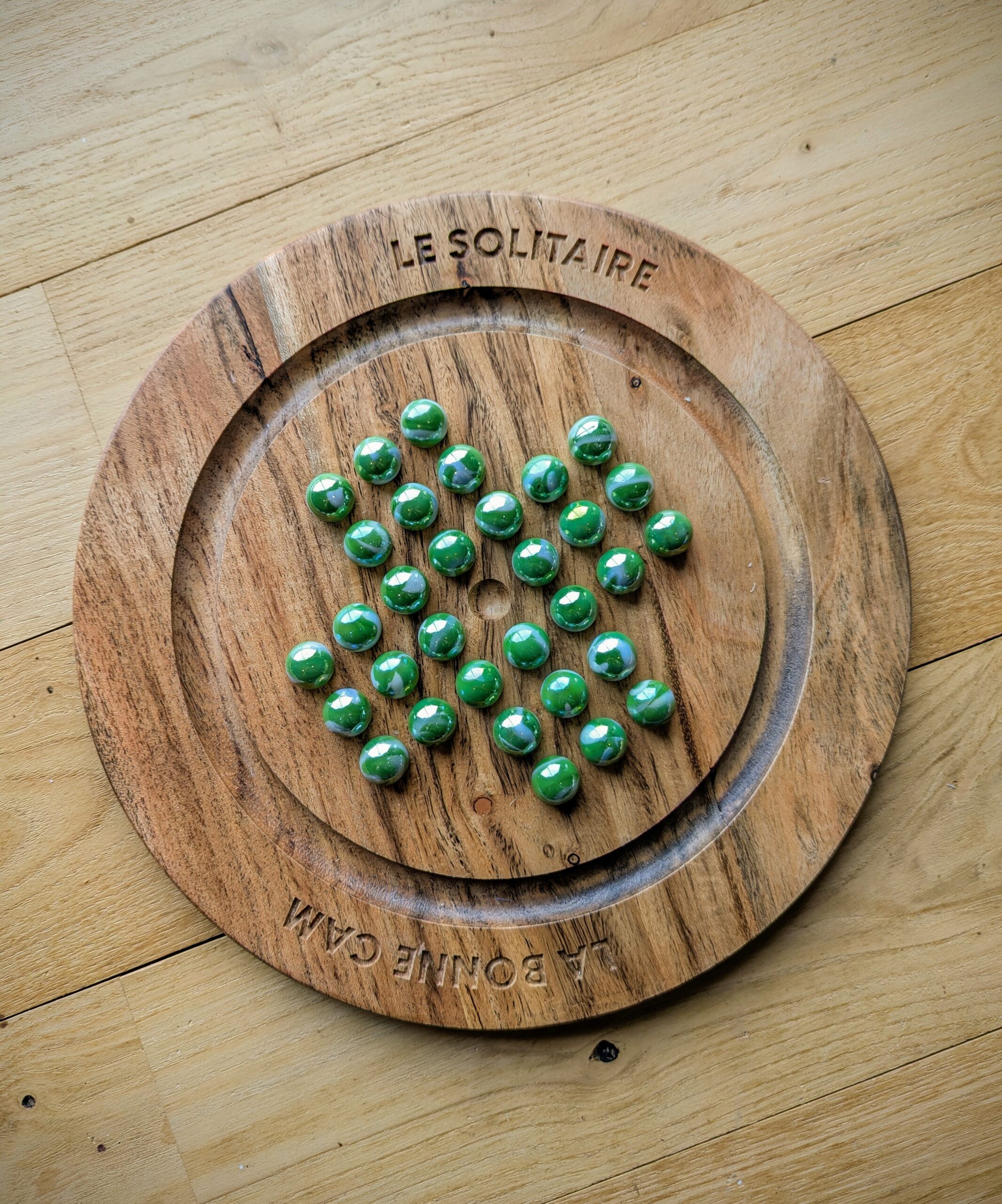 Jeu de Solitaire artisanal en acacia đ§© â Image 2